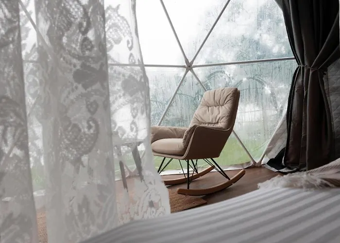 Serene Glamping سيرين